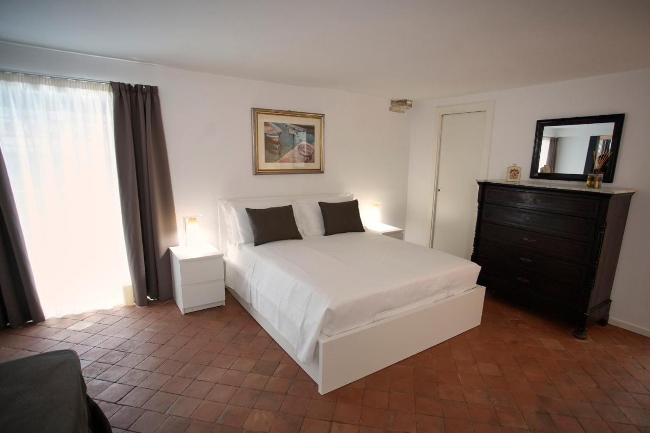 Palazzo Marletta Duomo Apartment カターニア エクステリア 写真
